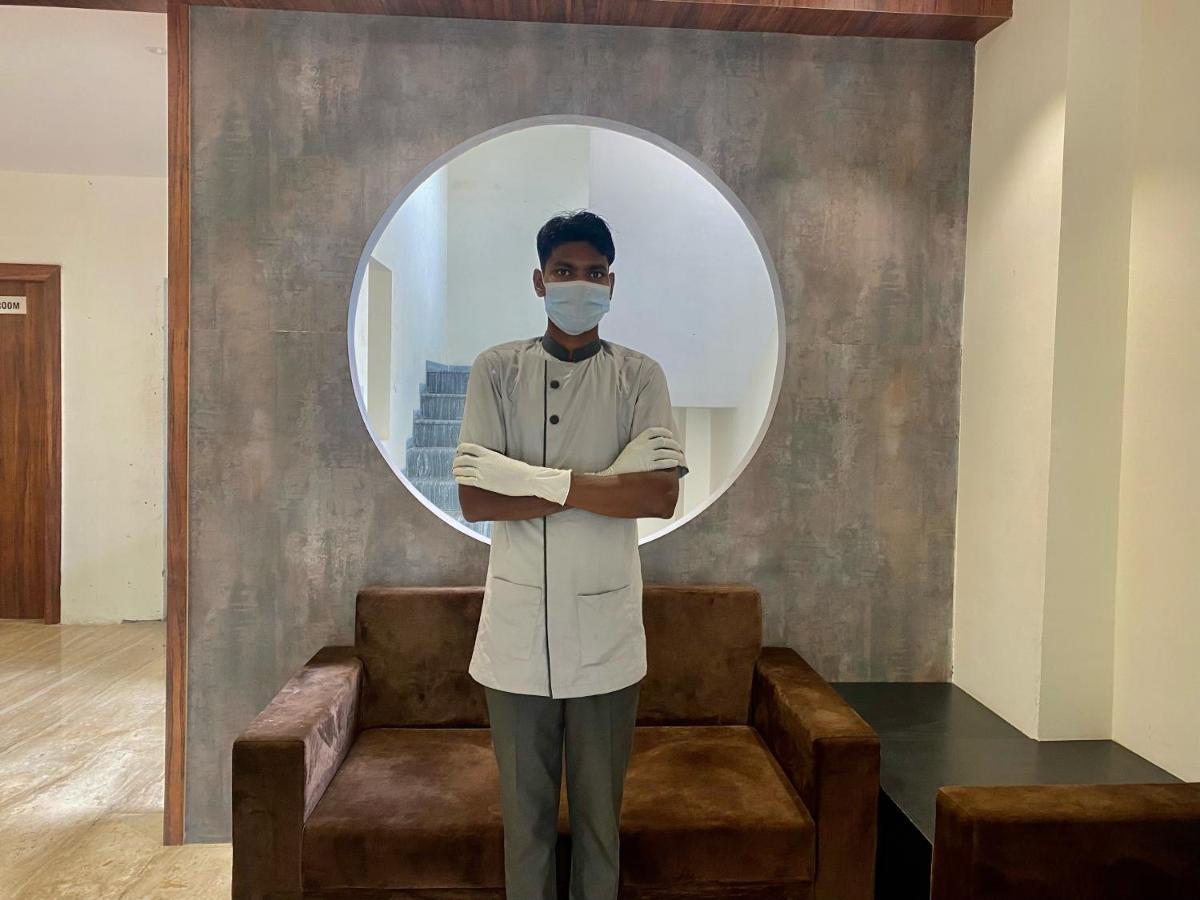 Hotel Vrindavan Palace Indore Eksteriør bilde