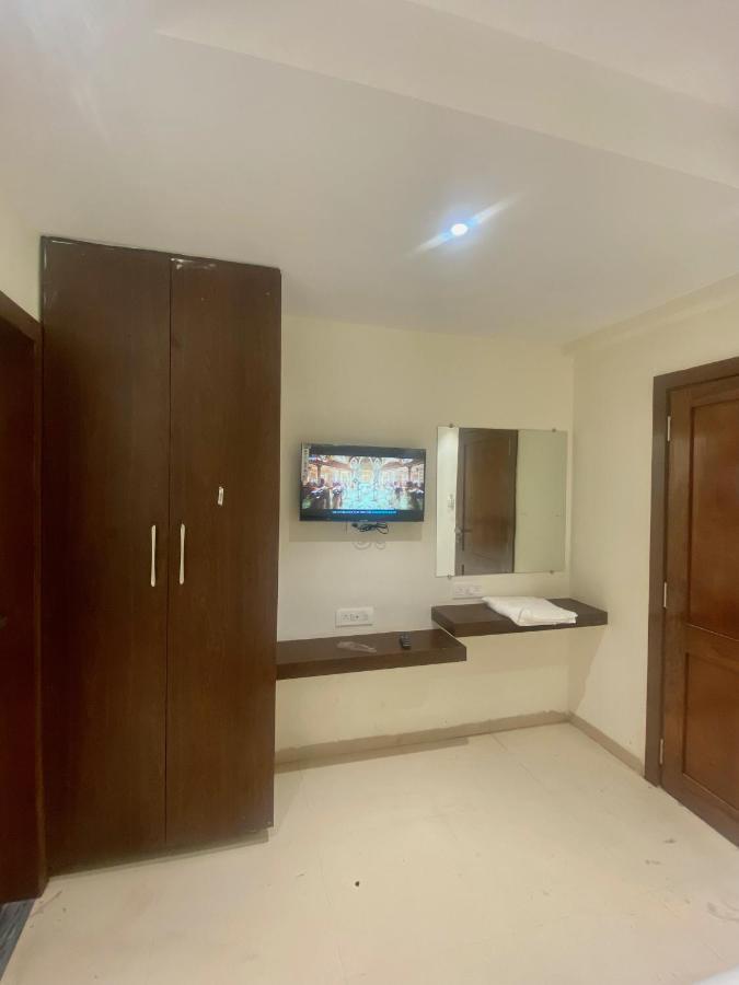 Hotel Vrindavan Palace Indore Eksteriør bilde