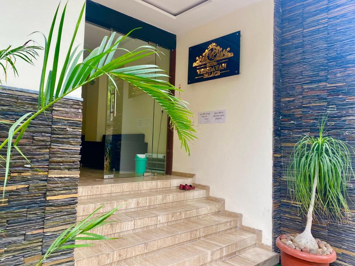 Hotel Vrindavan Palace Indore Eksteriør bilde