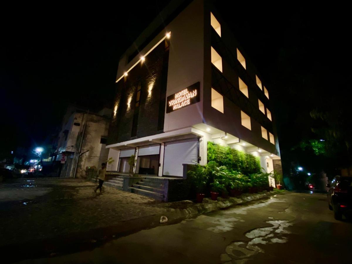 Hotel Vrindavan Palace Indore Eksteriør bilde
