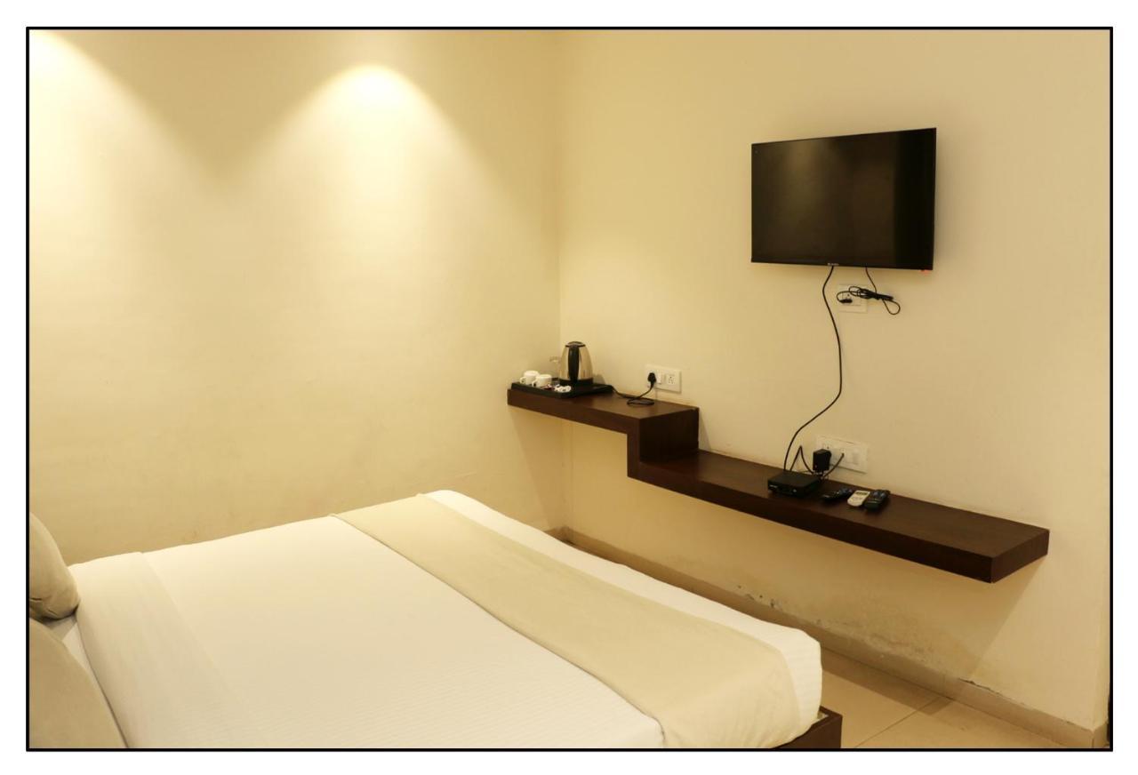 Hotel Vrindavan Palace Indore Eksteriør bilde