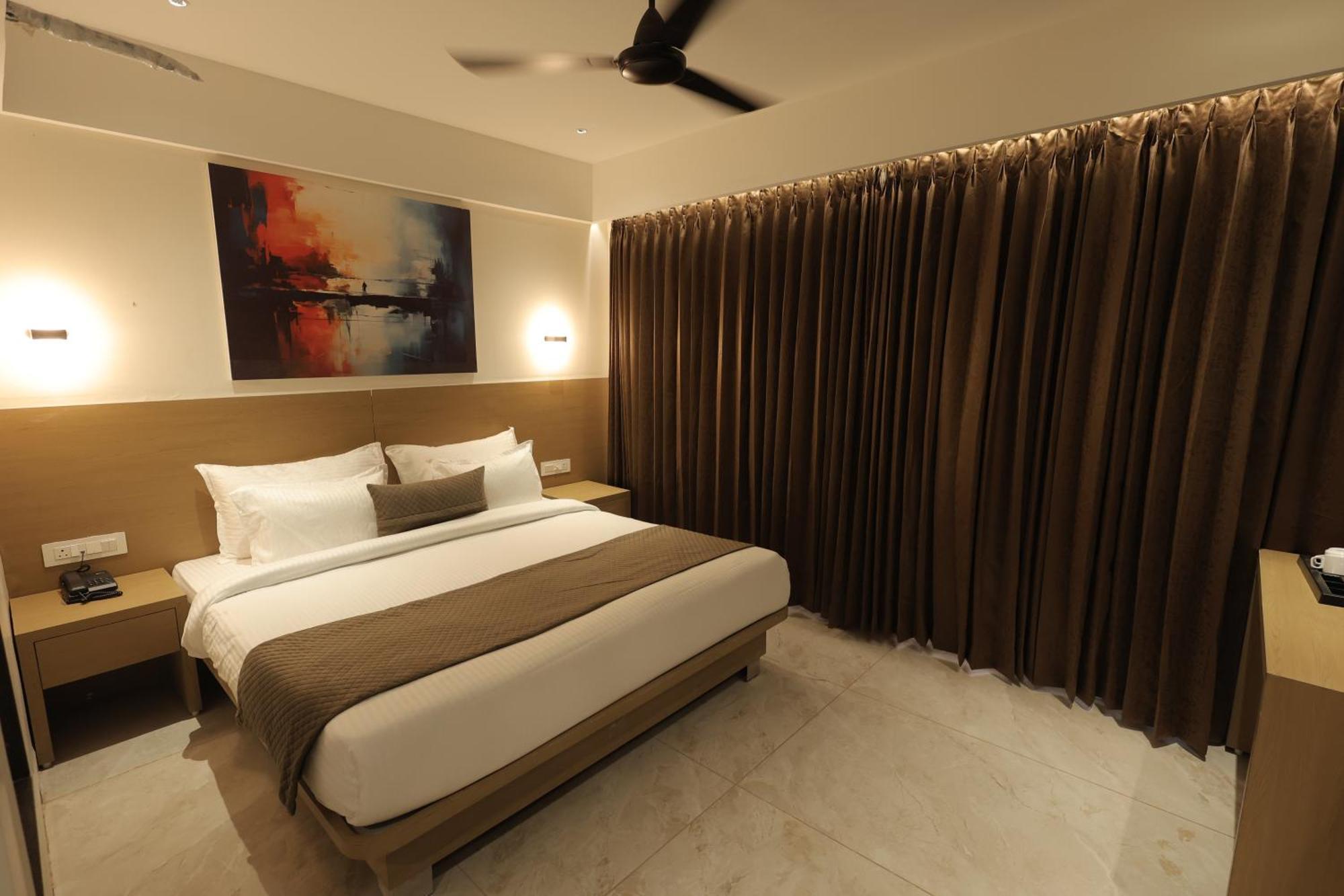 Hotel Vrindavan Palace Indore Eksteriør bilde