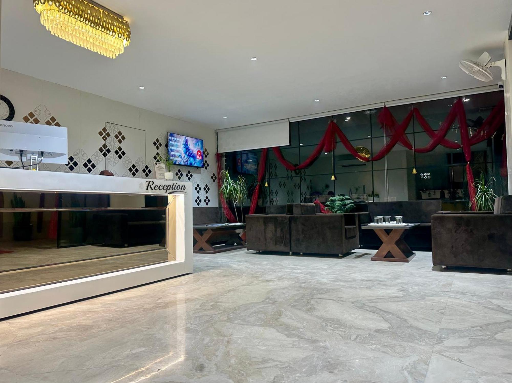 Hotel Vrindavan Palace Indore Eksteriør bilde